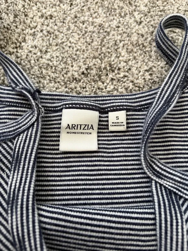 Aritzia Tank Top - Image 2