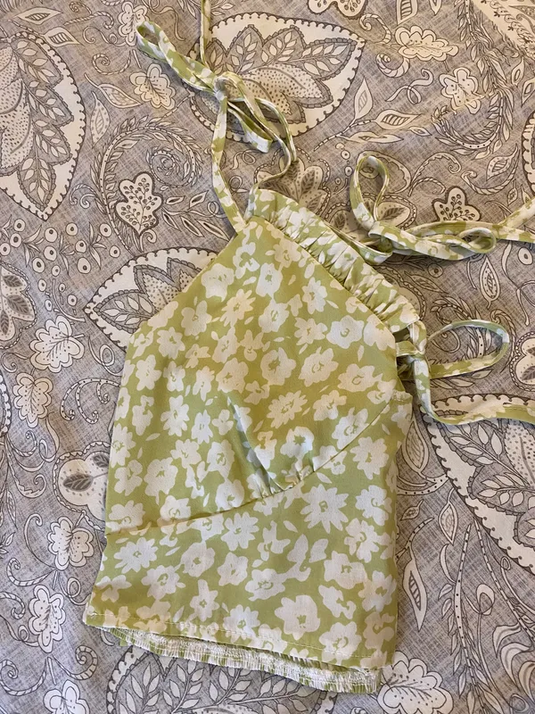 SheIn Green Tie Front Crop Top - Image 3