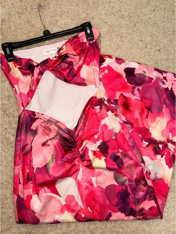 Beginning Boutique Dress - Image 4