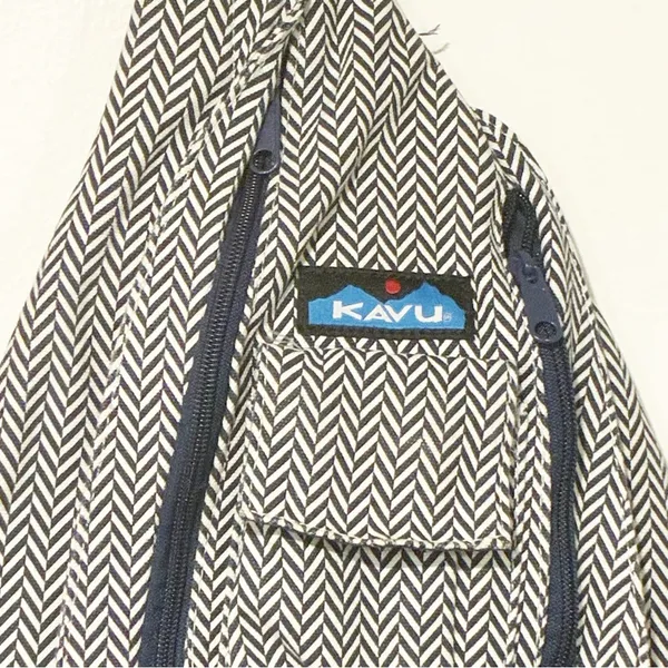KAVU Original Rope Bag Compact Lightweight Crossbody Sling - Image 2