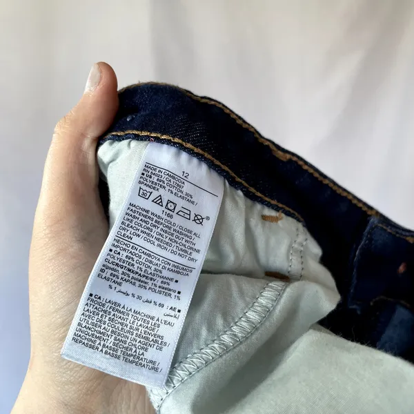 Old Navy mid-rise boot-cut dark wash‎ denim women's jeans size 12 cotton blend - Image 6