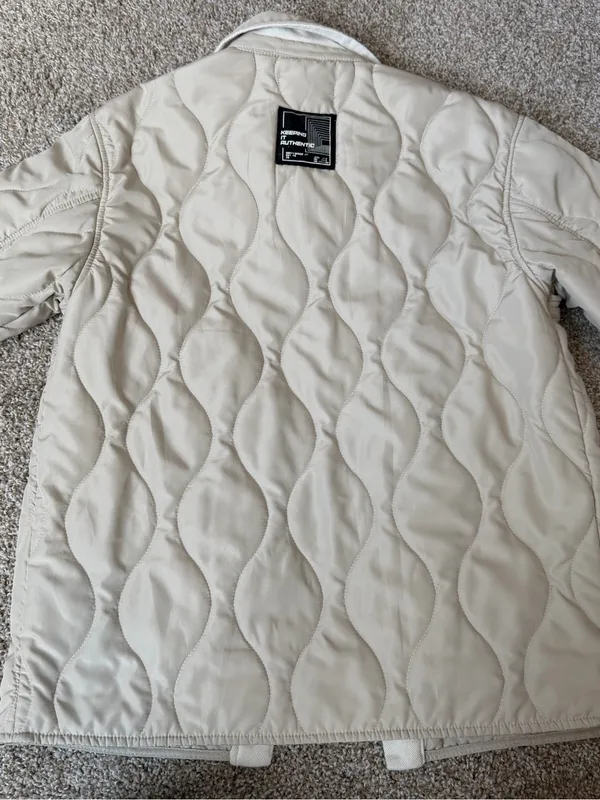Zara Light Beige Quilted Jacket - Image 3