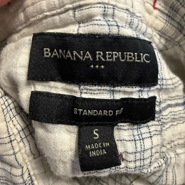 Banana Republic Women’s Gray and White Quilted Plaid Shirt Size Small - Image 2
