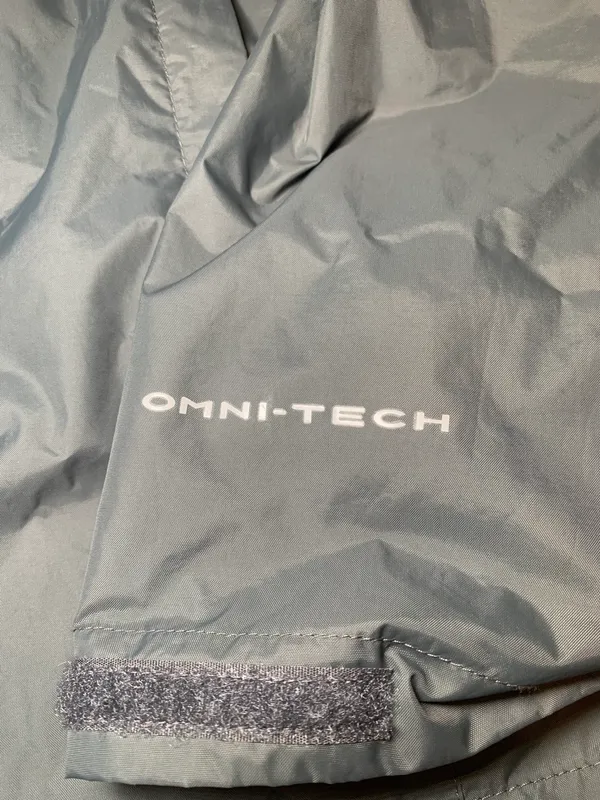 Columbia Omni-Tech Grey Raincoat Size Medium Like New - Image 6