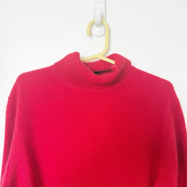 Vintage Pursuits Womens Cashmere Turtle Neck Sweater Small Red Old Money Holiday - Image 2