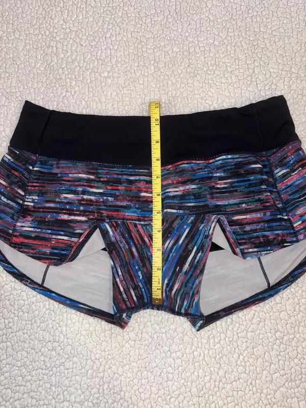 Lululemon Speed Up Shorts 2.5" - Image 10