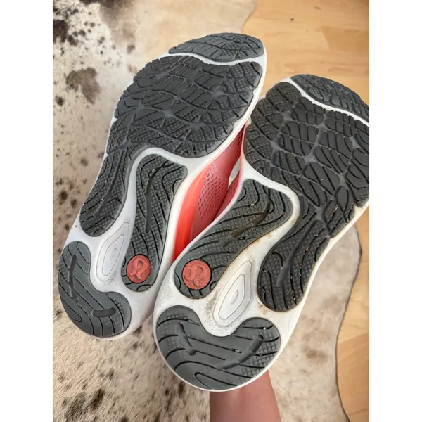 LULULEMON Blissfeel running‎ shoes Size 9 - Image 7