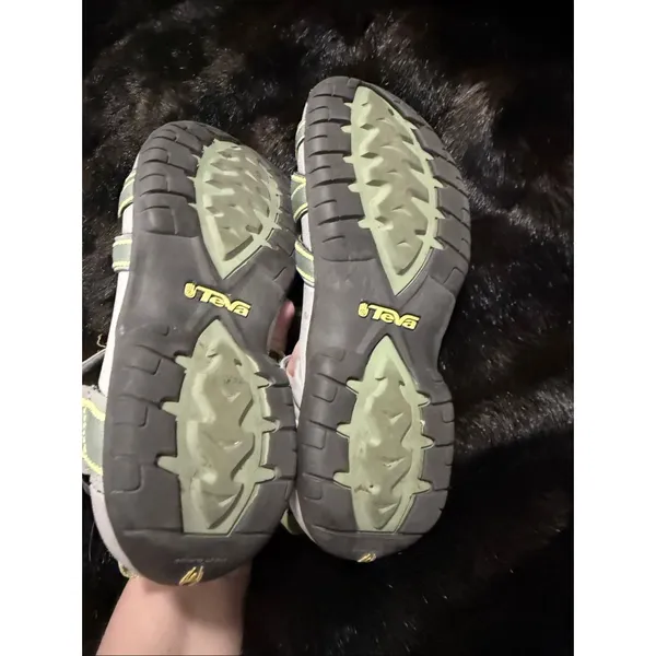 TEVA GREEN & YELLOW Strappy Hook & Loop SANDALS SN4266 Size 7 - Image 4