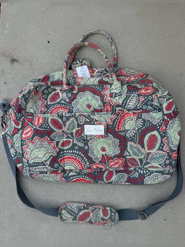 Vera Bradley Weekender Floral Duffle Bag in Gray & Red Quilted Paisley Large - Image 8