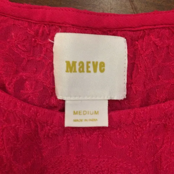 Maeve hot pink tank blouse lace medium - Image 5
