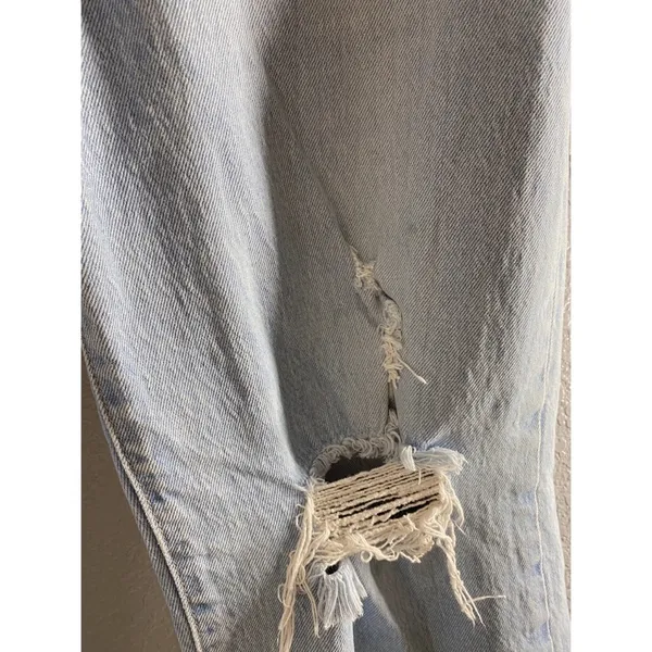 Levi’s Ribcage Straight Light Wash High Waisted Tango Fade Jeans - Image 12
