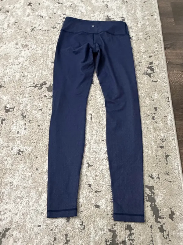 Lululemon Navy Blue Leggings 28” Size 6 - Image 2