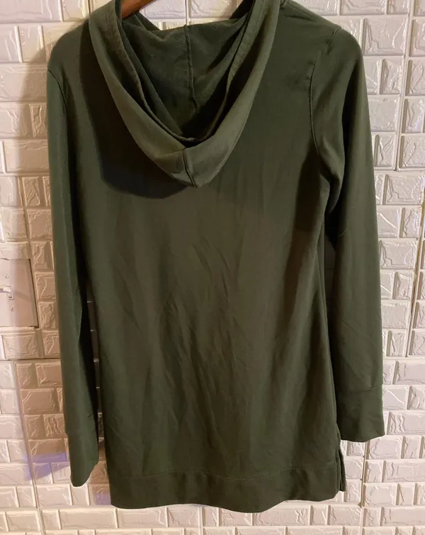 BCG woman's hooded long sleeve sweater size - Image 4