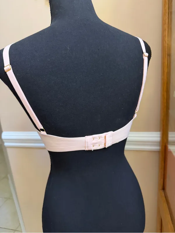 Incredible by Victoria’s Secret bra - Image 2