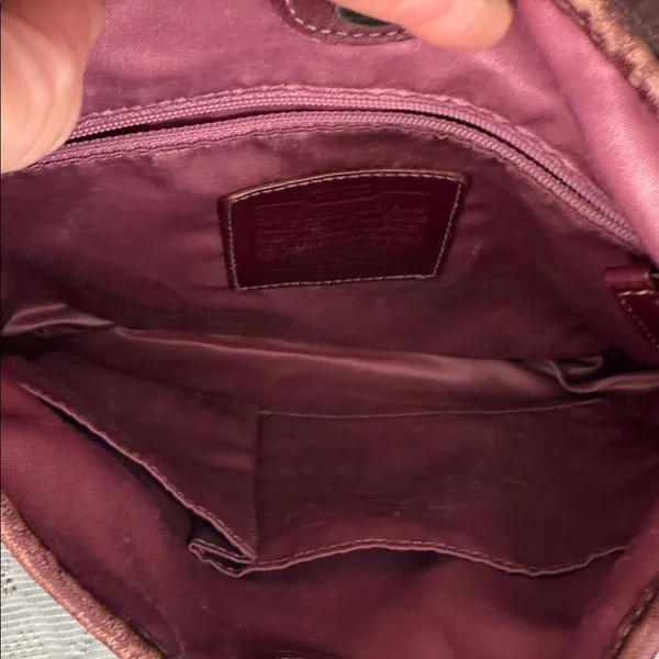 Coach Penelope signature plum purple sateen leather crossbody shoulder bag - Image 4
