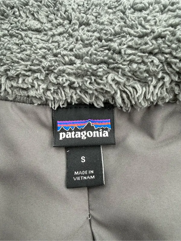 Patagonia Los Gatos Vest - Image 10