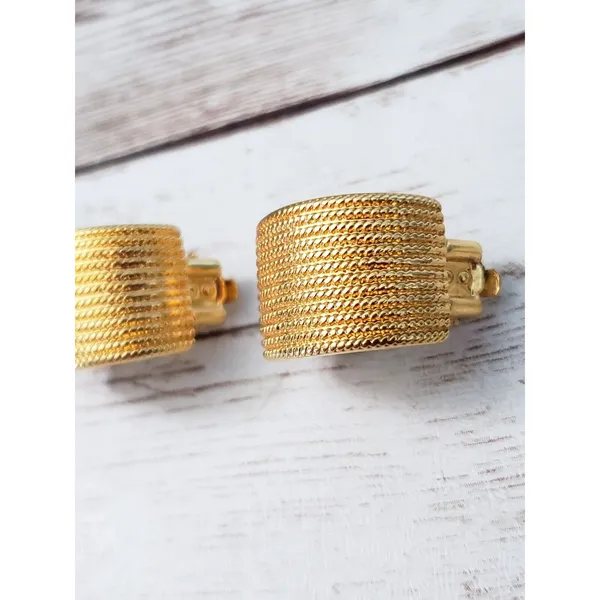 Vintage Clip On Earrings - Stunning Patterned Chunky Hoops Gold Tone - Image 2