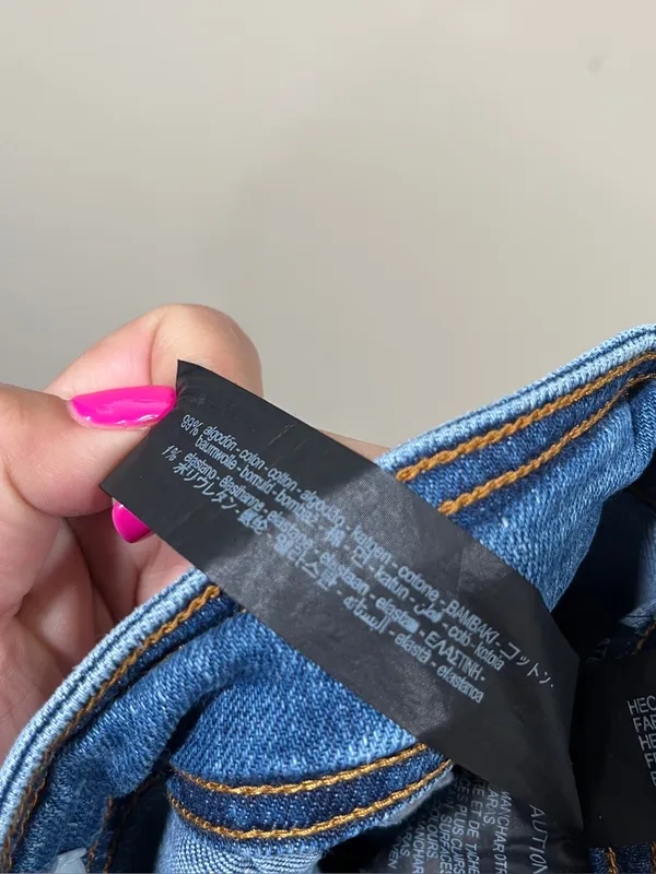 Zara marine wide jeans feature light indigo wash and a raw, cropped hem SZ6 EUC - Image 8