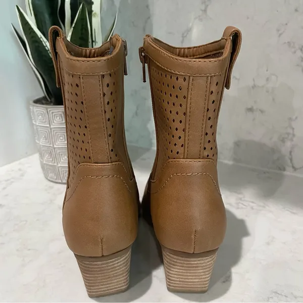 New! DV‎ by Dolce Vita Kirby Western Ankle Boot Booties Sz 6 - Image 4