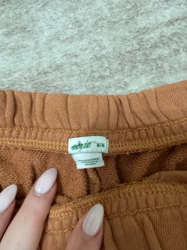Aerie weekend high waisted shorts size medium - Image 3