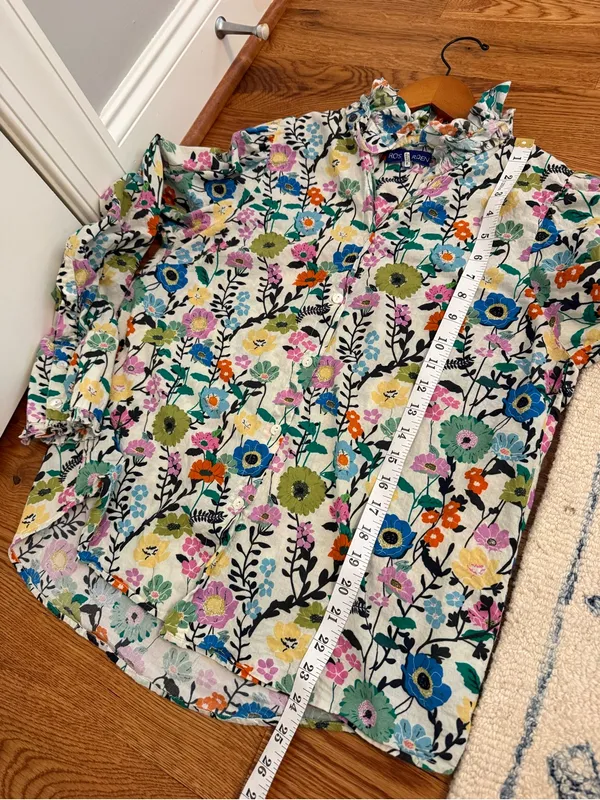Ro's Garden Long Sleeve Button Front Blouse Top in "Botanic Multi" print Size M - Image 8