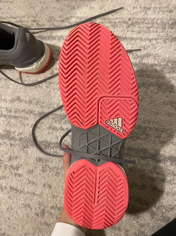 Adidas Tennis Shoes - Image 4