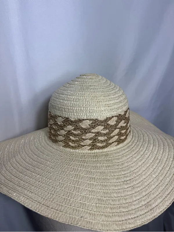 Women’s Wide Brim Straw Sun Hat - Cream with Tan Band NWOT - Image 3