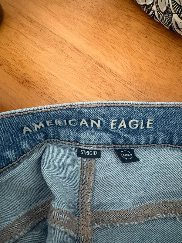 American Eagle Ex-Boyfriend Jeans - Image 4