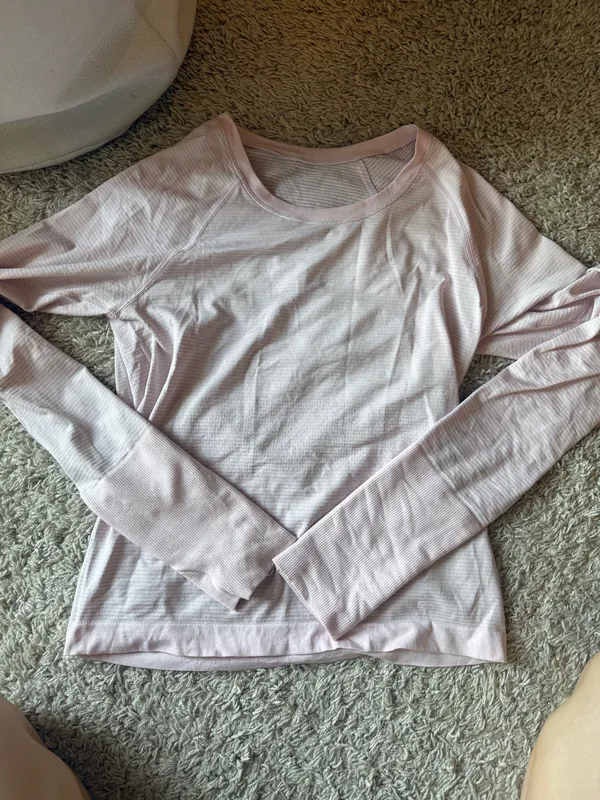 Lululemon Pink Align Long Sleeve 6 waist length - Image 2