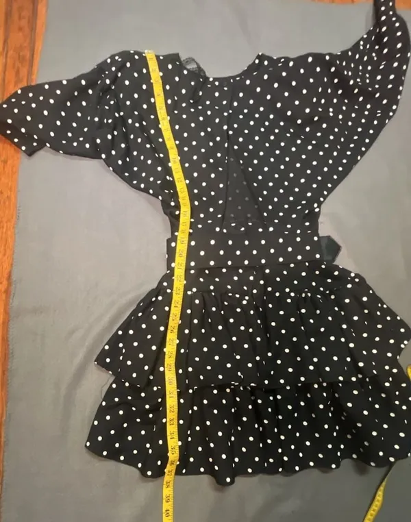 Black and White Polka Dot Ruffled Mini Dress with Belt and Keyhole Back - Image 5
