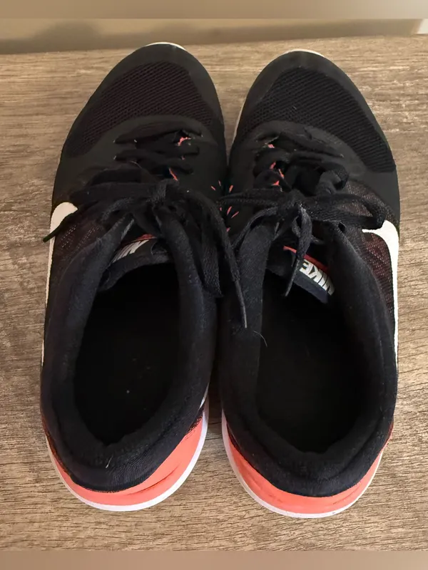 Nike Flex Run Sneakers 709021-003 Women’s Size 7.5 Lace Up Orange Black - Image 5