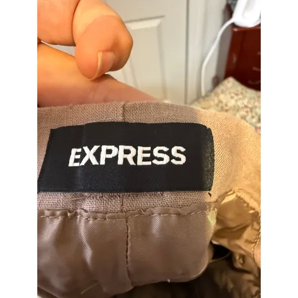 Express Dressy Brown Women's‎ Shorts - Image 4