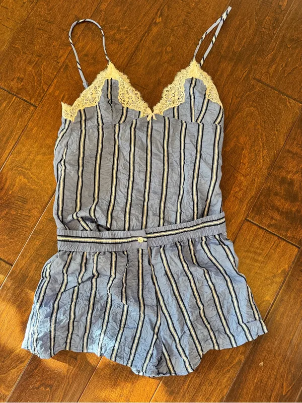 NWT Zara Wrinkle effect short striped Lace trim jumpsuit. Size Small‎ - Image 4