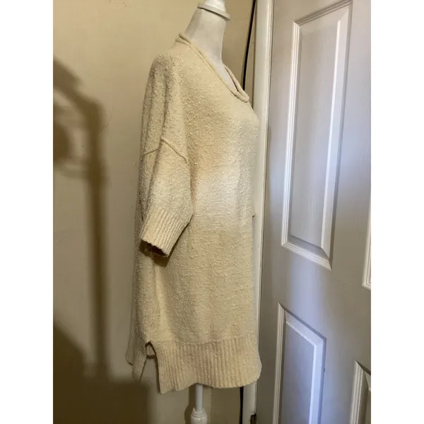Free People Cream Boucle Knit Oversized Tunic Sweater Womens M Slouchy Ivory - Image 2