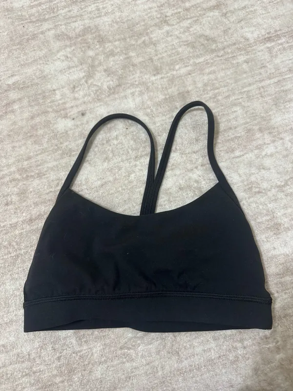 Lululemon Flow Y Bra Nulu *Light Support, A–C Cups size 4 - Image 3