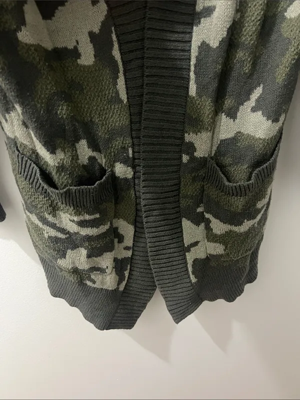 Express Camouflage Open-Front Cardigan - Olive & Gray - Image 2