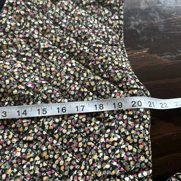 SAINT Tropez OanaSZ Quilt Vest M floral print sleeveless belted Pockets - Image 6