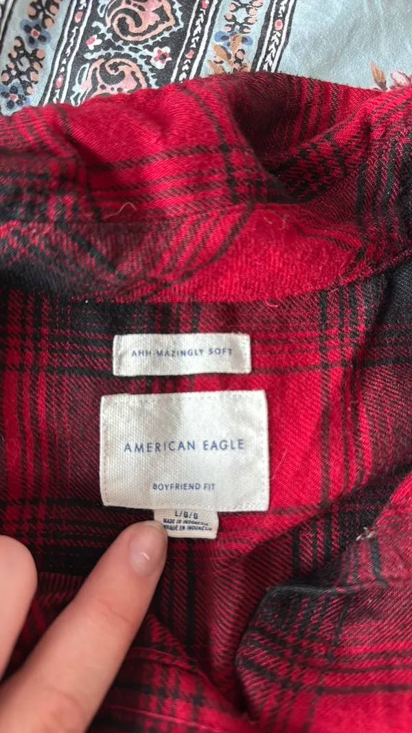 American Eagle Boyfriend Fit Flannel - Image 3