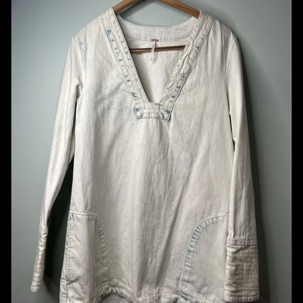 Free People Denim Long Sleeve Light‎ Wash Top S/P - Image 4