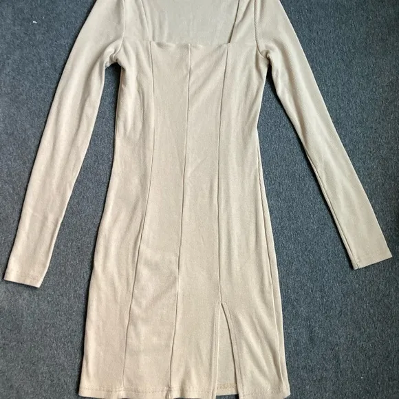 Stylish Beige Knit Mini Dress, Long Sleeve Square Neck A‎ Line Casual Size XS - Image 5
