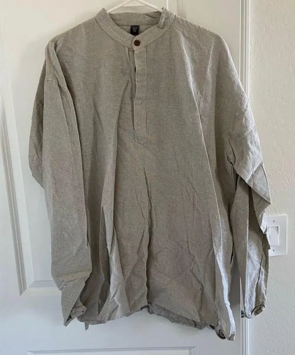 Light gray Chinese Collar Button Up Size XXL - Image 2