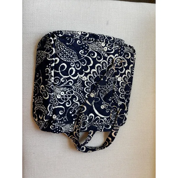 Vera Bradley Night and‎ Day Hipster Crossbody Bag Retired Floral Paisley Quilted - Image 4