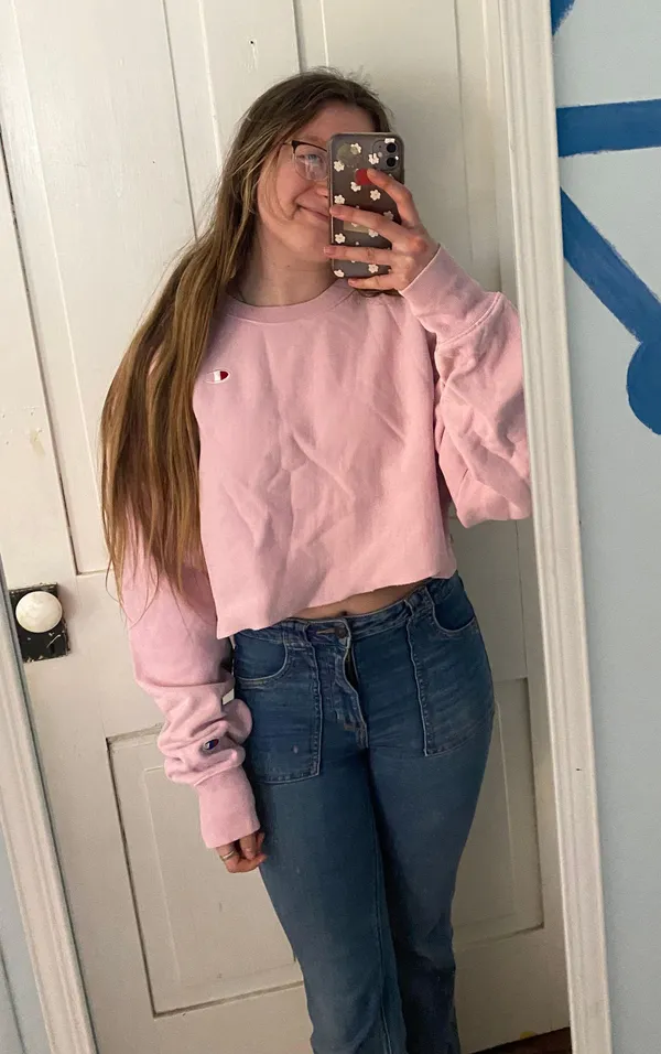 Champion pink cropped crewneck - Image 2