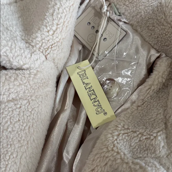 NWT BLANKNYC Women’s Neutral Oat Button Tie Double Breasted Peacoat Coat Jacket - Image 8