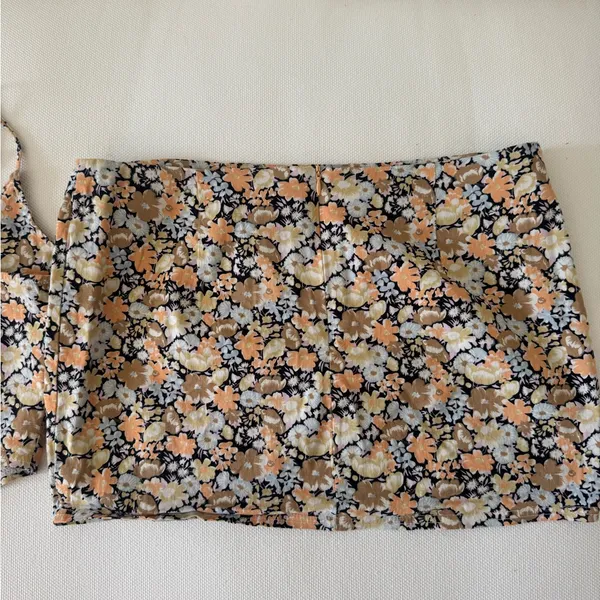Blue Blush Floral Two-Piece Set with Top and Skirt - Image 6