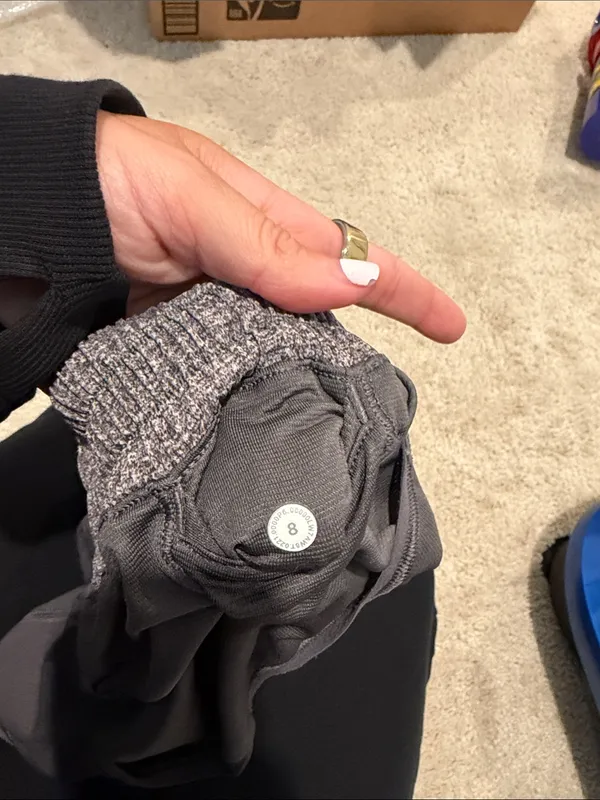 Lululemon shorts - Image 5
