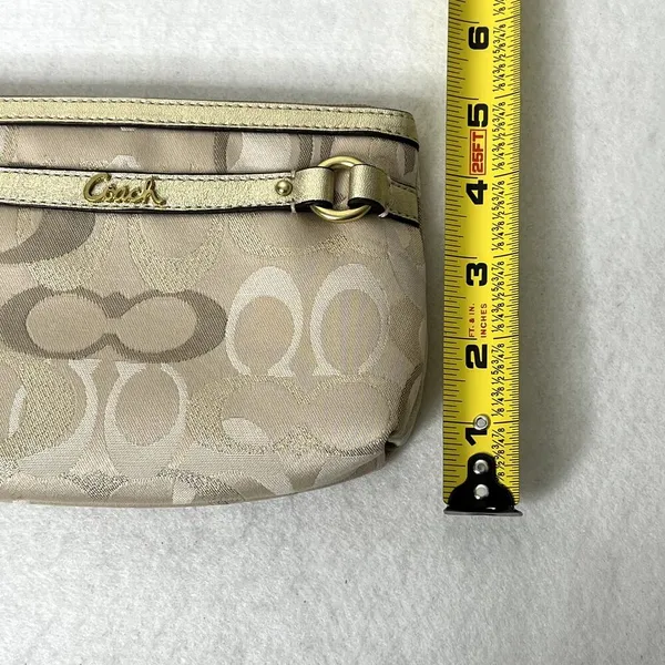 Coach Metallic Gold Logo Clutch Bag - Image 6