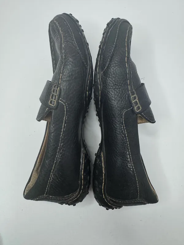 Born Classic Black Leather Loafers Size 9 - Image 5