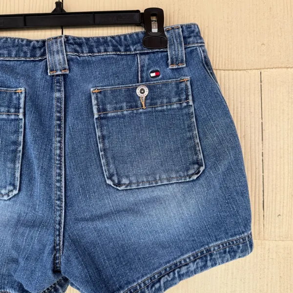 Vintage Tommy Hilfiger Medium Wash Denim Shorts - Image 5