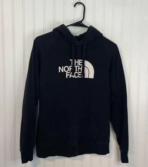 The Northface Black Logo Pullover Hoodie size Small - Image 2